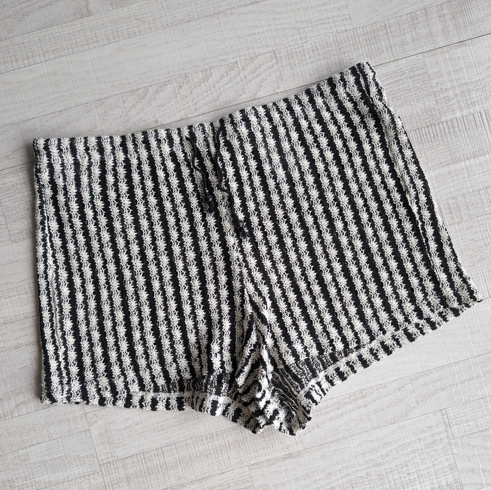 Summer shorts by Lefties